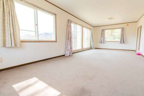 13 Alpine Garden House in Ochikura