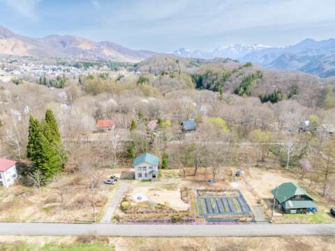 7 Alpine Garden House in Ochikura