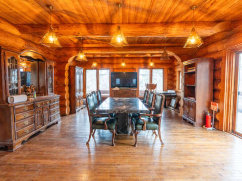 1 Donguri Mountain Residence