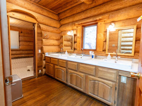 5 Donguri Mountain Residence