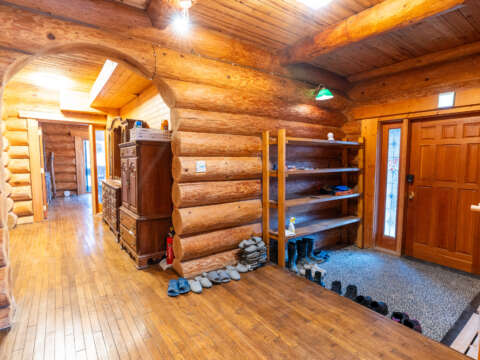 7 Donguri Mountain Residence