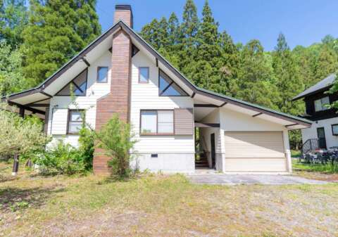 4 Forest House