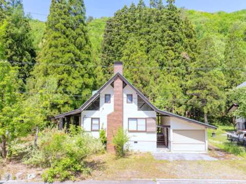 2 Forest House