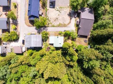 20 Forest House