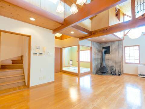 12 Forest House