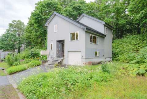 16 Hanazono Garden House