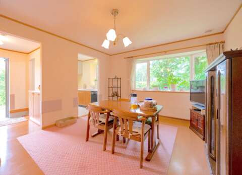 10 Hanazono Garden House
