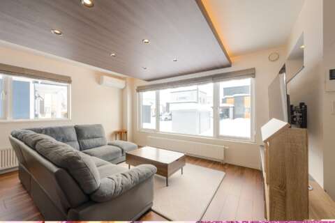 3 Kutchan Kita 6 Home with Mt Yotei Views