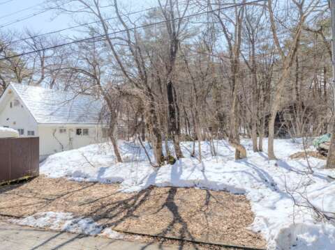 1 Large Upper Misorano Site