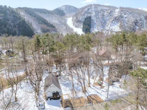 2 Large Upper Misorano Site