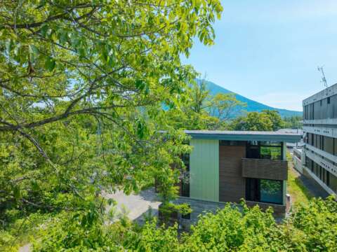 4 Lower Hirafu Double Lot
