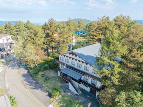 2 Malu Lodge