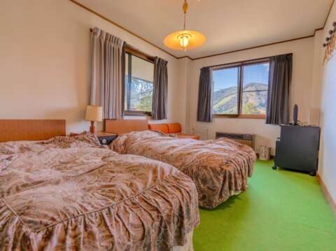 20 Malu Lodge