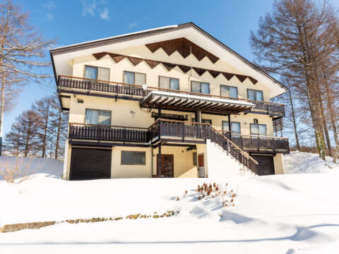 27 Malu Lodge winter