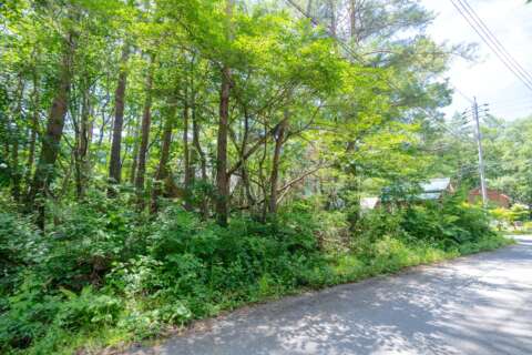 11 Meitetsu Corner Lot
