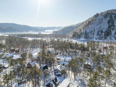 6 Winter Misorano Forest Chalet
