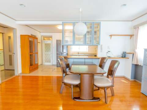14 Interior