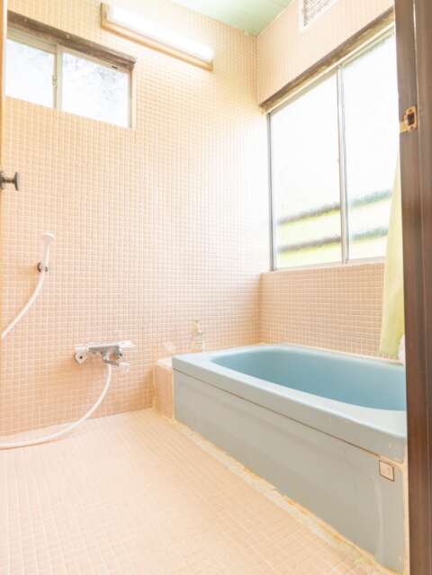6 Misorano Cottage