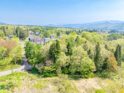 2 Myoko Grand Estate