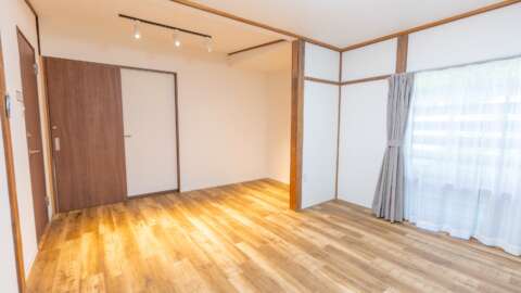 12 Myoko Station House