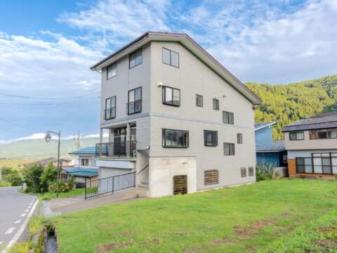 10 Nozawa Onsen Residence