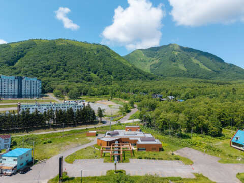 15 Rusutsu Commercial Property