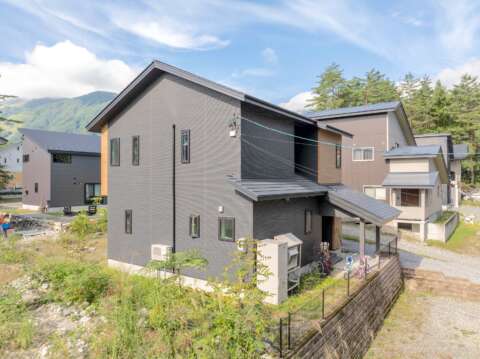 5 Thiel House