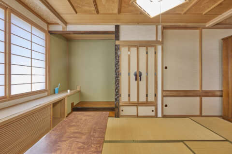 11 Double House in Central Kutchan