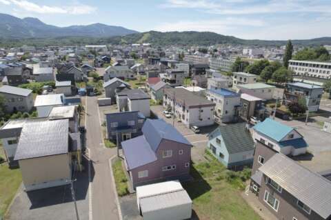 13 Double House in Central Kutchan
