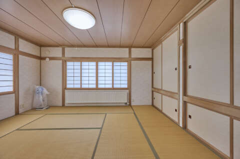 15 Double House in Central Kutchan