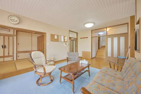 9 Double House in Central Kutchan