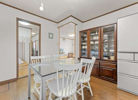 8 Yotei Vista House resized